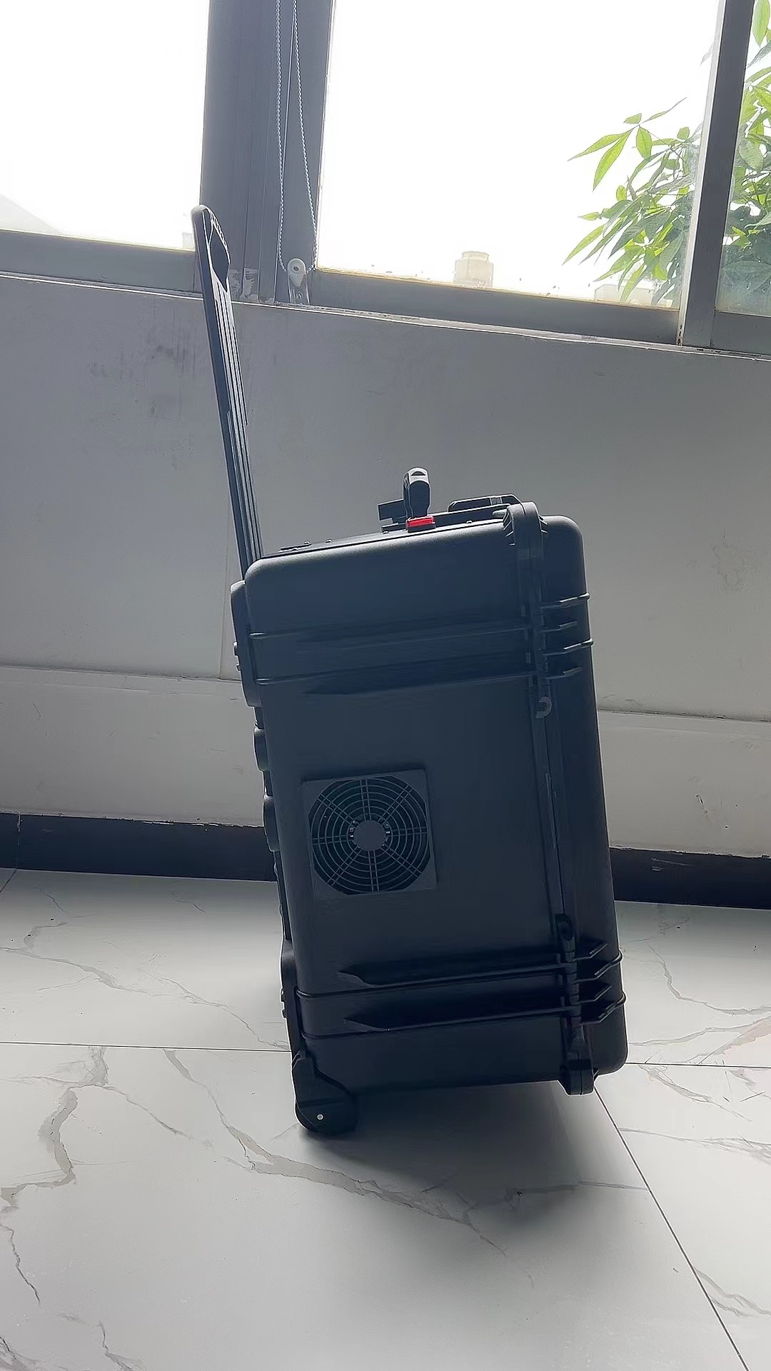 隰县手拉箱型移动通信干扰器